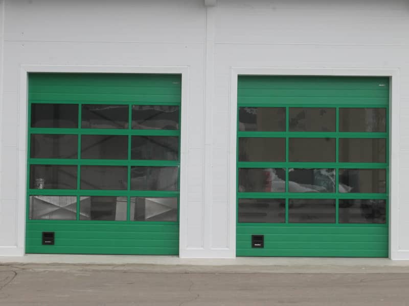 Промышленные ворота DoorHan в Пскове с установкой